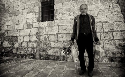 Man with his shopping - Puglia